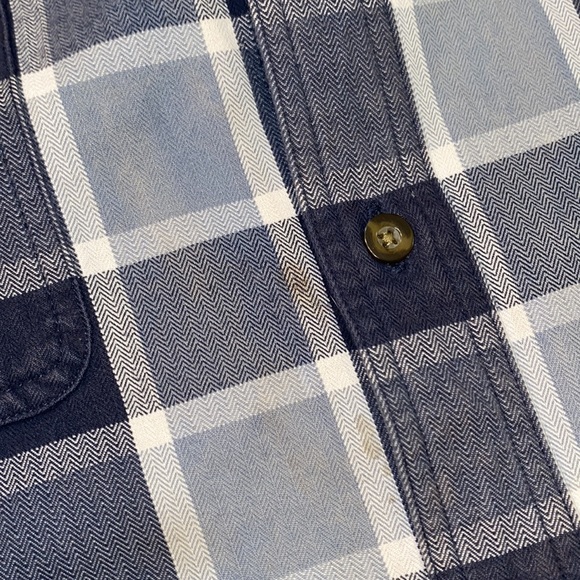Carhartt button up - Picture 12 of 13